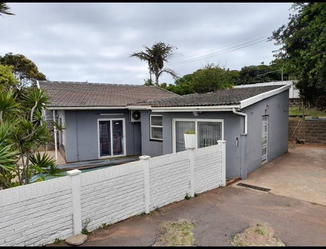 3 BEDROOM HOUSE FOR SALE IN BLUFF